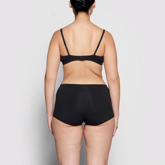 SKIMS COTTON JERSEY TRIANGLE BRALETTE in Onyx NEW - Picture 2 of 12